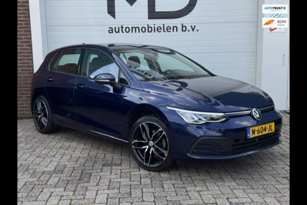 Volkswagen Golf 1.5 eTSI Style -Automaat-stuur/stoelverwarming
