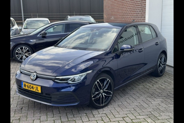 Volkswagen Golf 1.5 eTSI Style -Automaat-stuur/stoelverwarming