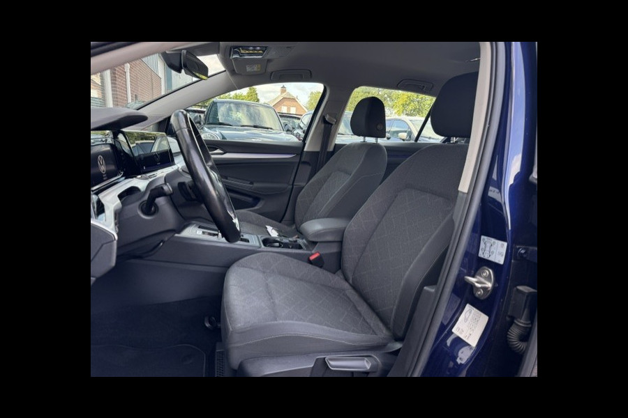 Volkswagen Golf 1.5 eTSI Style -Automaat-stuur/stoelverwarming