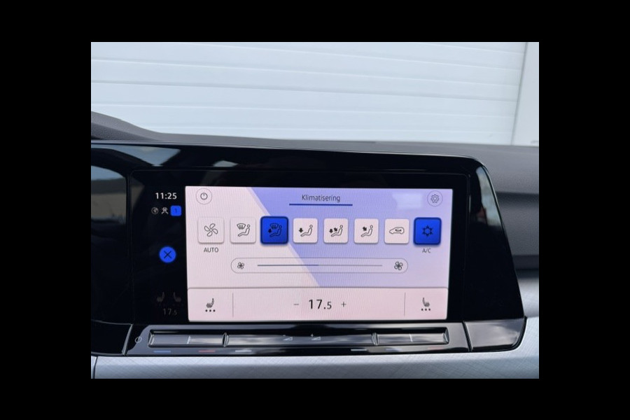 Volkswagen Golf 1.5 eTSI Style -Automaat-stuur/stoelverwarming
