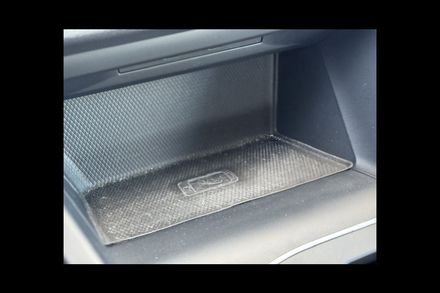 Volkswagen Golf 1.5 eTSI Style -Automaat-stuur/stoelverwarming
