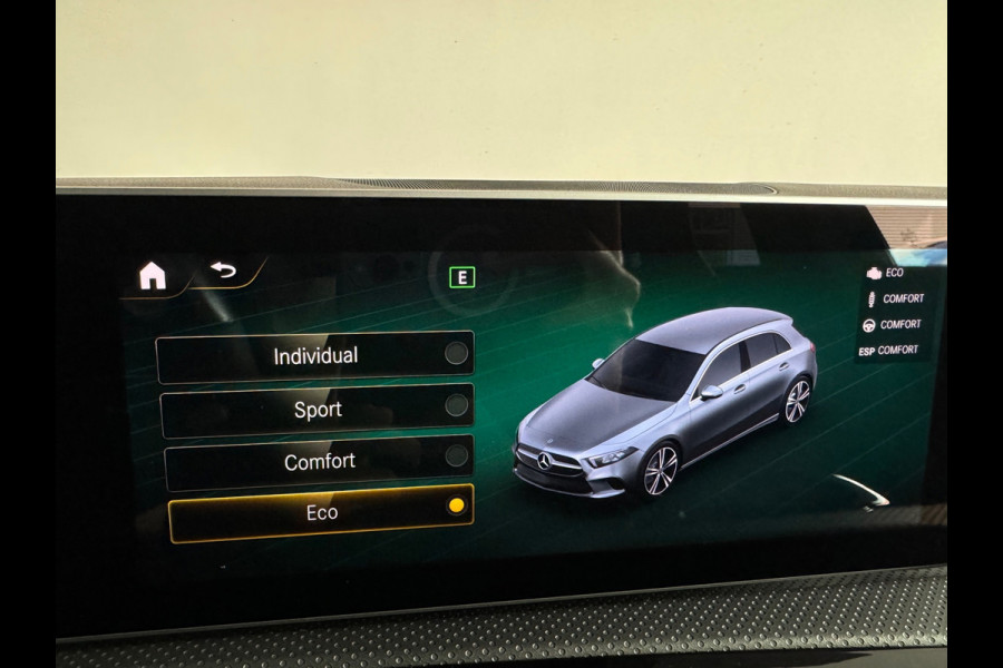 Mercedes-Benz A-Klasse 220 4MATIC Pano|Memory|Burmester|Sfeer|BlindSpot