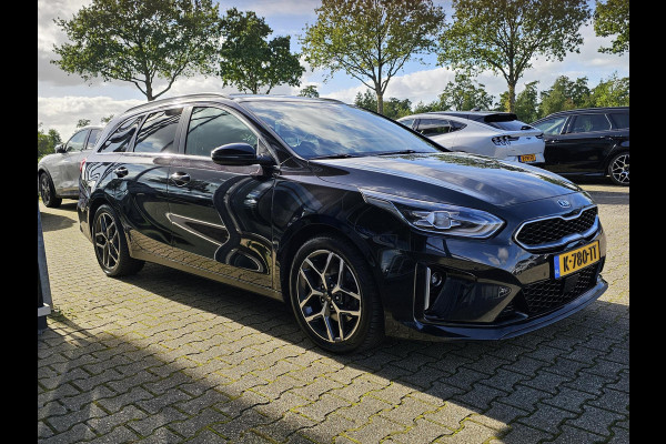 Kia Ceed Sportswagon 1.5 T-GDi GT-Line 160 pk | Full option | half leder | Panoramadak | Afneembare trekhaak | Stoel- en stuurwielverwarming | Digitaal dashboard etc.