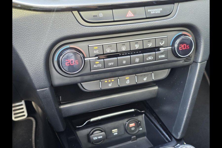 Kia Ceed Sportswagon 1.5 T-GDi GT-Line 160 pk | Full option | half leder | Panoramadak | Afneembare trekhaak | Stoel- en stuurwielverwarming | Digitaal dashboard etc.