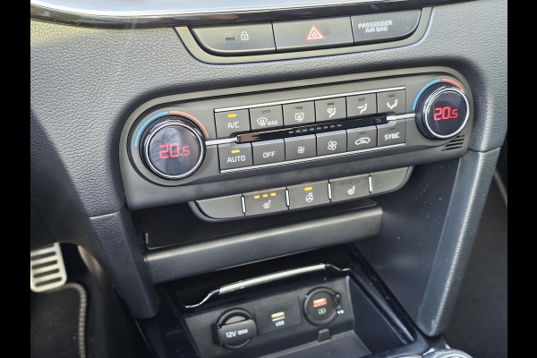 Kia Ceed Sportswagon 1.5 T-GDi GT-Line 160 pk | Full option | half leder | Panoramadak | Afneembare trekhaak | Stoel- en stuurwielverwarming | Digitaal dashboard etc.