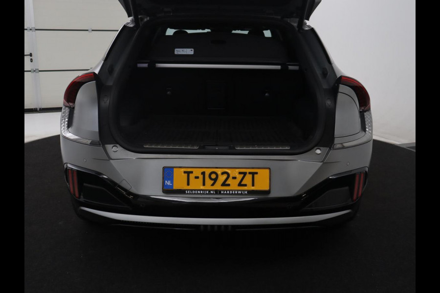Kia EV6 GT AWD 77.4 kWh | SOH 98.1% | Panoramadak | Alcantara Seats | Head-up | Meridian Surround | Sfeerverlichting | Adaptive cruise | 360 camera | Stuur/stoel verwarming |