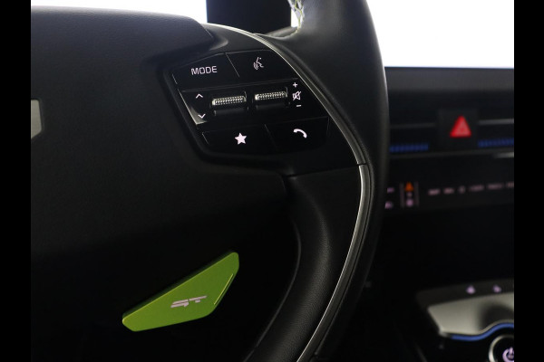 Kia EV6 GT AWD 77.4 kWh | SOH 98.1% | Panoramadak | Alcantara Seats | Head-up | Meridian Surround | Sfeerverlichting | Adaptive cruise | 360 camera | Stuur/stoel verwarming |