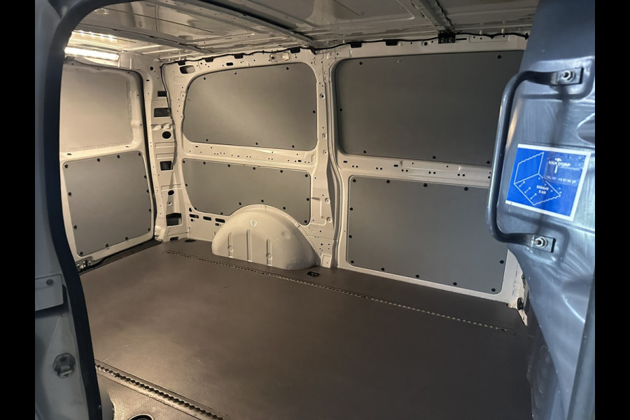 Mercedes-Benz Vito 116 CDI 164pk L2H1 Euro6 Airco | Cruisecontrol | Parkeersensoren Stoelverwarming, Bijrijdersbank