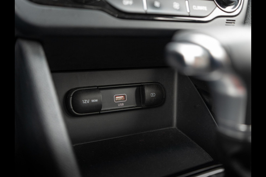 Kia Niro 1.6 GDi Hybrid DynamicLine | Navigatie | Achteruitrijcamera | Climate control |