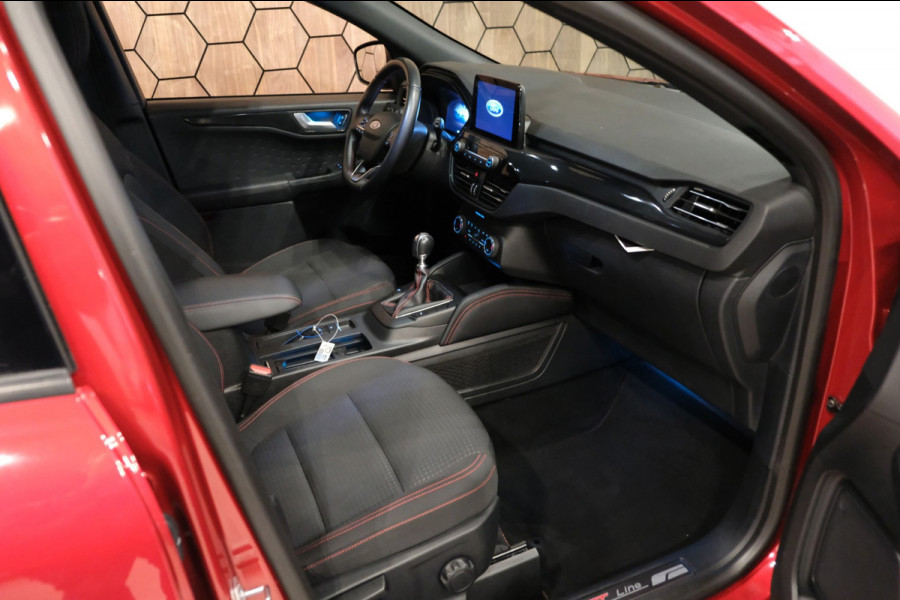 Ford Kuga 1.5 EcoBoost *ST-Line* 67dkm Navi/Camera/Virtual Dashboard ALL-Season Banden