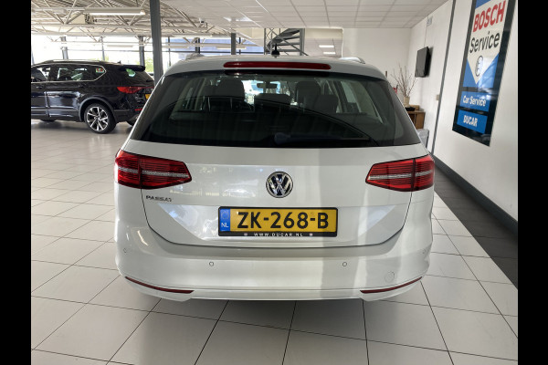 Volkswagen Passat Variant 1.5 TSI Comfortline Business stoelverwarming / Carplay / Elec achterklep / Adapt cruise control