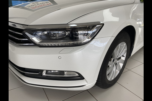 Volkswagen Passat Variant 1.5 TSI Comfortline Business stoelverwarming / Carplay / Elec achterklep / Adapt cruise control