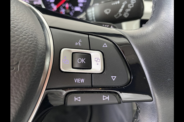 Volkswagen Passat Variant 1.5 TSI Comfortline Business stoelverwarming / Carplay / Elec achterklep / Adapt cruise control