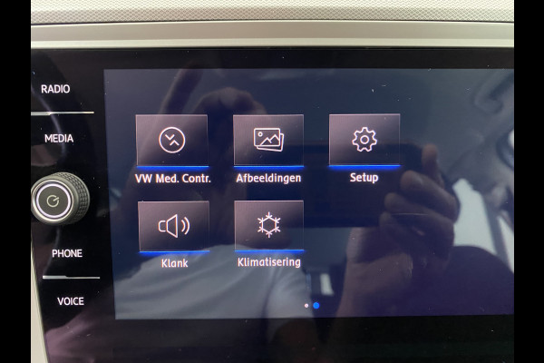 Volkswagen Passat Variant 1.5 TSI Comfortline Business stoelverwarming / Carplay / Elec achterklep / Adapt cruise control