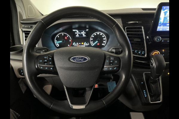 Ford Transit Custom 300 2.0 TDCI L2H1 Limited Dubbele cabine Navigatie Airco 2 Schuifdeuren Trekhaak Parkeersensoren Apple Carplay