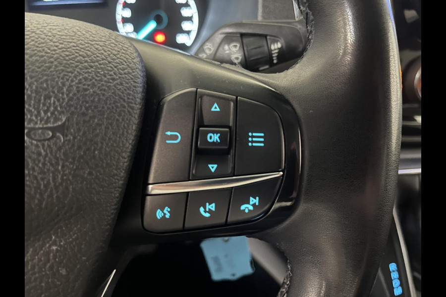 Ford Transit Custom 300 2.0 TDCI L2H1 Limited Dubbele cabine Navigatie Airco 2 Schuifdeuren Trekhaak Parkeersensoren Apple Carplay