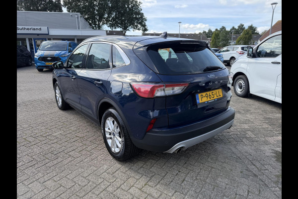 Ford Kuga 2.5 PHEV Titanium | 225pk | Adaptive cruise control | Winter Pack | Dodehoeksensoren | Camera | 1.500kg Trekgewicht
