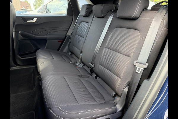 Ford Kuga 2.5 PHEV Titanium | 225pk | Adaptive cruise control | Winter Pack | Dodehoeksensoren | Camera | 1.500kg Trekgewicht