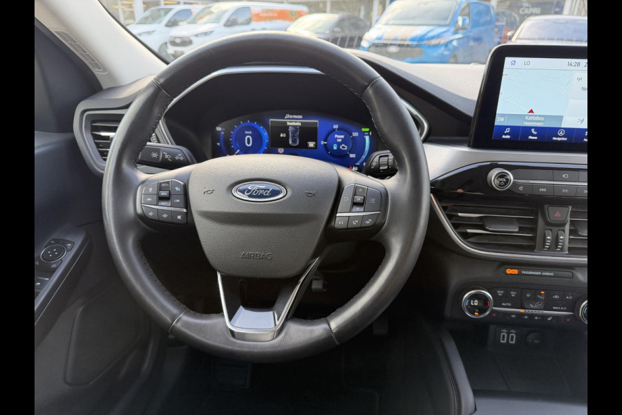 Ford Kuga 2.5 PHEV Titanium | 225pk | Adaptive cruise control | Winter Pack | Dodehoeksensoren | Camera | 1.500kg Trekgewicht