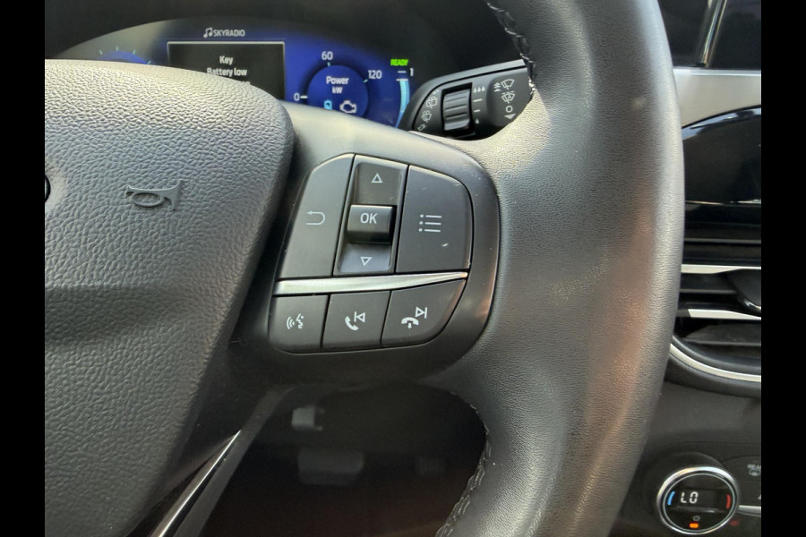 Ford Kuga 2.5 PHEV Titanium | 225pk | Adaptive cruise control | Winter Pack | Dodehoeksensoren | Camera | 1.500kg Trekgewicht