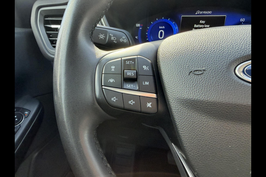 Ford Kuga 2.5 PHEV Titanium | 225pk | Adaptive cruise control | Winter Pack | Dodehoeksensoren | Camera | 1.500kg Trekgewicht