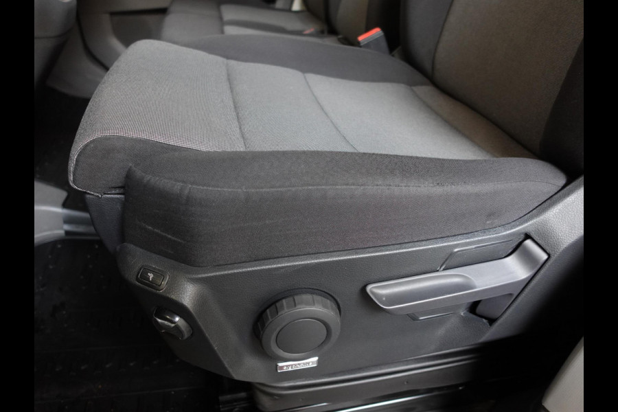 Volkswagen Crafter 2.0 TDI 177pk Automaat L3H3 / L2H2 Highline Airco Apple Carplay Adaptive Cruise Control Camera Trekhaak