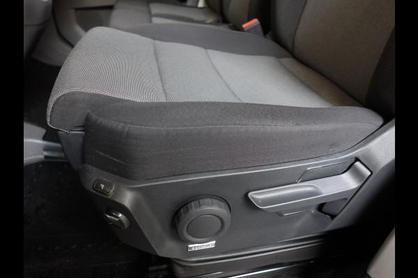 Volkswagen Crafter 2.0 TDI 177pk Automaat L3H3 / L2H2 Highline Airco Apple Carplay Adaptive Cruise Control Camera Trekhaak