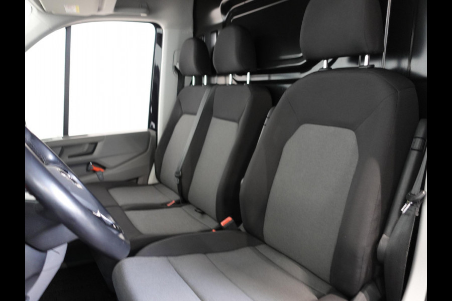Volkswagen Crafter 2.0 TDI 177pk Automaat L3H3 / L2H2 Highline Airco Apple Carplay Adaptive Cruise Control Camera Trekhaak
