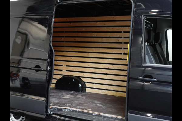 Volkswagen Crafter 2.0 TDI 177pk Automaat L3H3 / L2H2 Highline Airco Apple Carplay Adaptive Cruise Control Camera Trekhaak