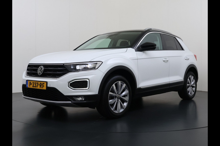 Volkswagen T-Roc 1.5TSI 150PK Sport Adap.Cruise Two Tone lak Navi Camera Stoelverwarming Apple Carplay Android Auto Privacy Glas Led Lmv Isofix Bluetooth Pdc