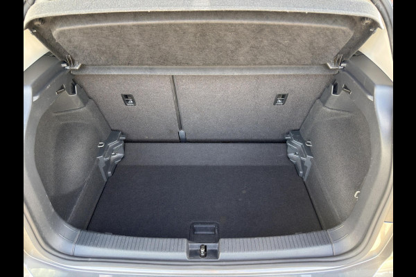Volkswagen T-Cross 1.0 TSI Style | Led | Stoelverw | Android | Virtueel | Camera | Parkeersensors |