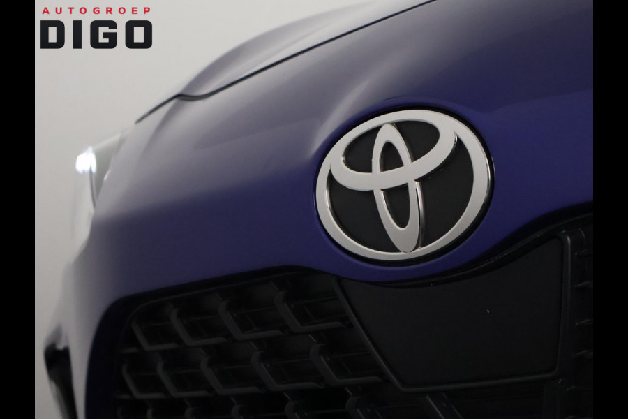 Toyota Yaris Cross 1.5 Hybrid 115 Dynamic Luxury | Stuur- & Stoelverwarming | Apple Carplay & AndroidAUTO | Camera  | Privacy Glass |