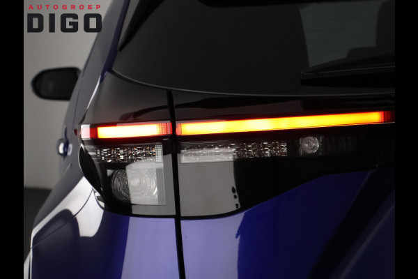 Toyota Yaris Cross 1.5 Hybrid 115 Dynamic Luxury | Stuur- & Stoelverwarming | Apple Carplay & AndroidAUTO | Camera  | Privacy Glass |