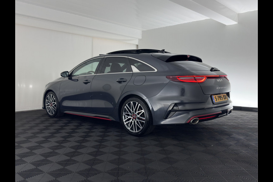 Kia ProCeed 1.6 T-GDi GT (INCL.BTW) *PANO | LEATHER-MICROFIBRE | FULL-LED | MEMORY-PACK | JBL-SOUND | ADAPTIVE-CRUISE | BLIND-SPOT | HEATED-SPORTSEATS | CAMERA | KEYLESS | DIGI-COCKPIT | NAVI-FULLMAP | PRIVACY-GLASS