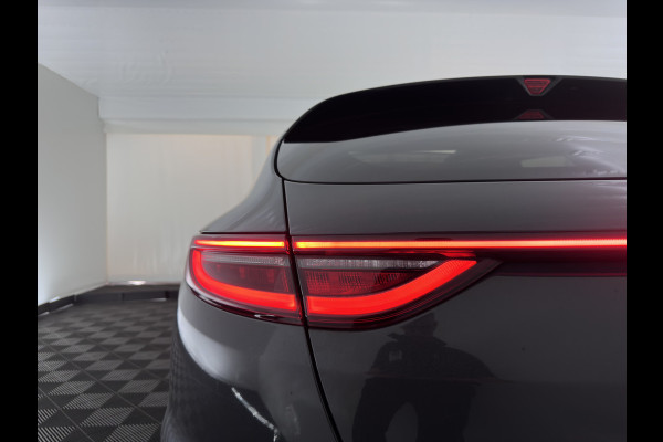 Kia ProCeed 1.6 T-GDi GT (INCL.BTW) *PANO | LEATHER-MICROFIBRE | FULL-LED | MEMORY-PACK | JBL-SOUND | ADAPTIVE-CRUISE | BLIND-SPOT | HEATED-SPORTSEATS | CAMERA | KEYLESS | DIGI-COCKPIT | NAVI-FULLMAP | PRIVACY-GLASS
