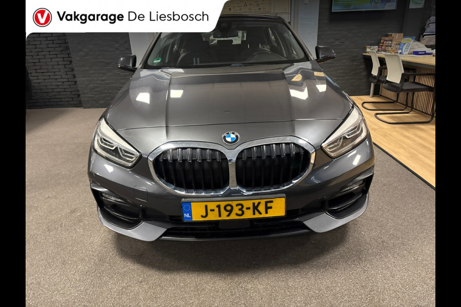 BMW 1-serie 118i High Executive Edition sport / navi / stoelverw / carplay / ned