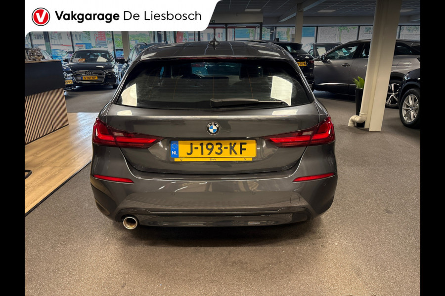 BMW 1-serie 118i High Executive Edition sport / navi / stoelverw / carplay / ned