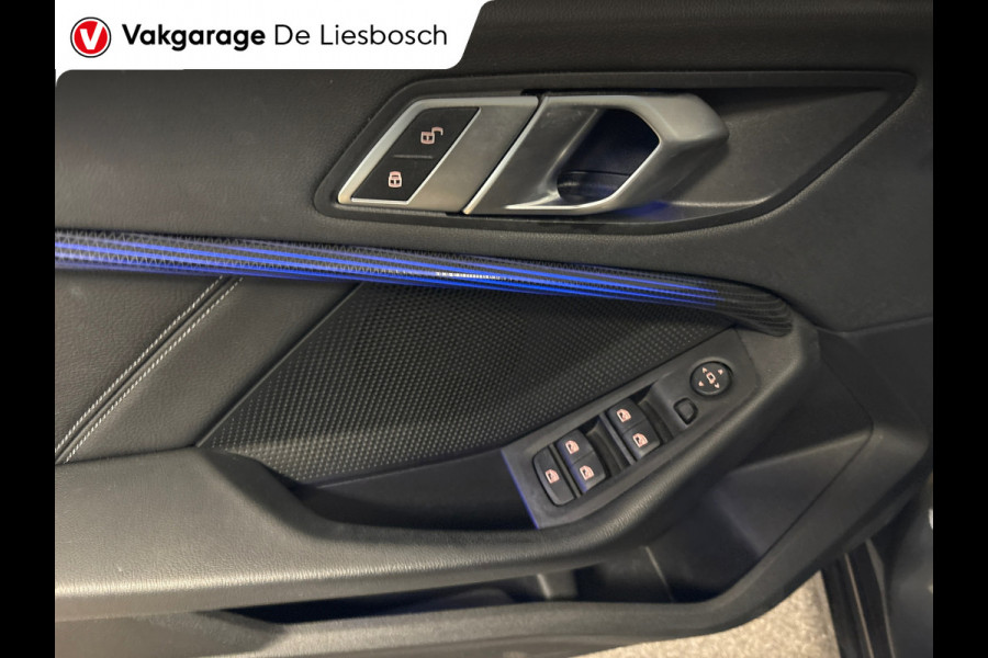 BMW 1-serie 118i High Executive Edition sport / navi / stoelverw / carplay / ned