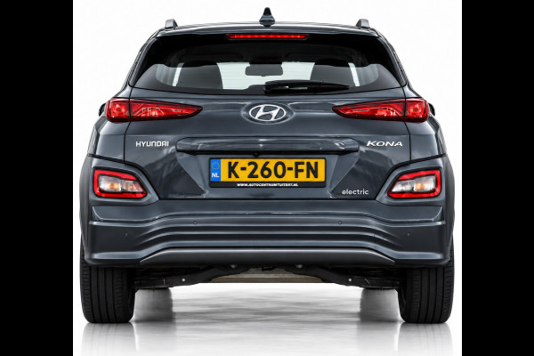 Hyundai Kona EV Comfort 64 kWh SOH 99% | NAP | CAMERA | APPLE CARPLAY | ANDROID AUTO | ADAPT. CRUISE CONTROLE