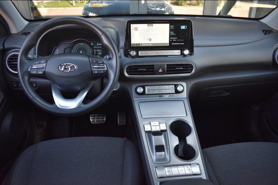 Hyundai Kona EV Comfort 64 kWh SOH 99% | NAP | CAMERA | APPLE CARPLAY | ANDROID AUTO | ADAPT. CRUISE CONTROLE