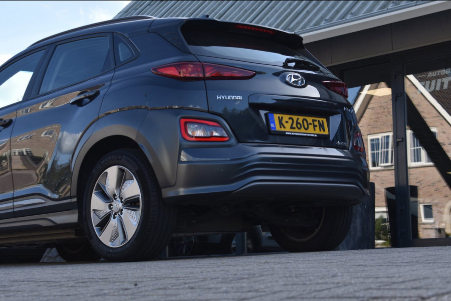 Hyundai Kona EV Comfort 64 kWh SOH 99% | NAP | CAMERA | APPLE CARPLAY | ANDROID AUTO | ADAPT. CRUISE CONTROLE