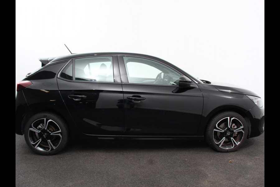 Opel Corsa 1.2 Turbo 100pk Hybrid Automaat GS Navigatie Camera Airco Cruise control Parkeersensoren Apple Carplay/ Android Auto Lichtmetalen velgen LED