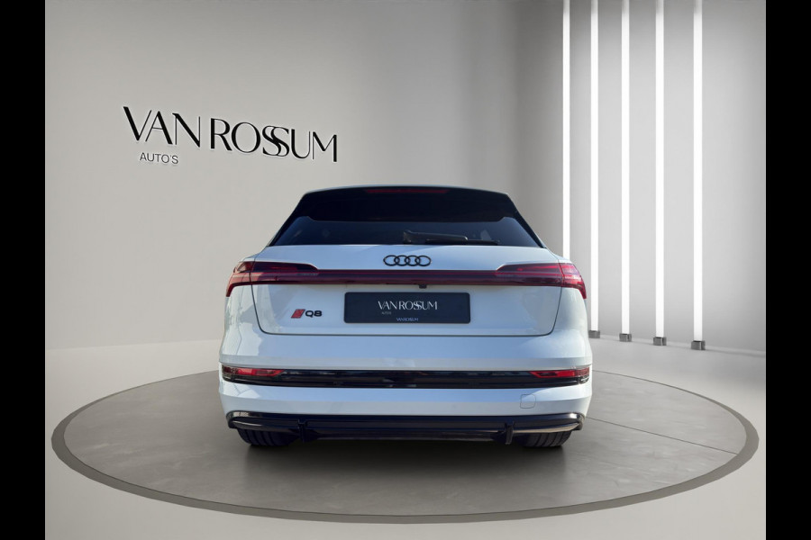 Audi e-tron e-tron 50 quattro Launch edition Black | Pano | S-Line | 22"| Geheugen | 71 KWH | Camera | Nette staat
