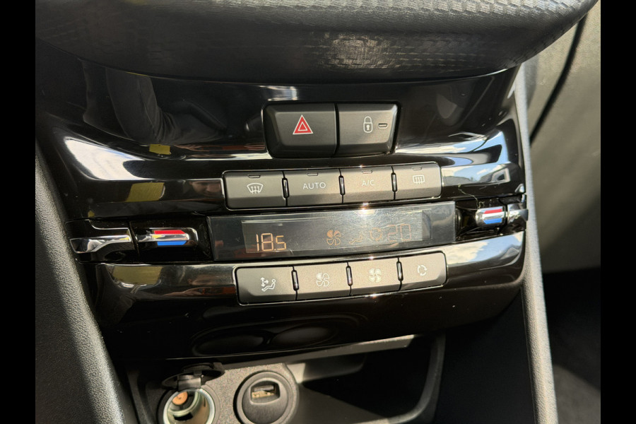 Peugeot 2008 BWJ 2019 | 1.2 111PK Allure | NWE DISTRIBUTIE | TREKHAAK | PANO | NAVI | CAMERA | CLIMA | CRUISE | PDC |