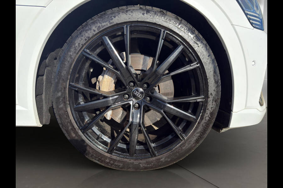 Audi e-tron e-tron 50 quattro Launch edition Black | Pano | S-Line | 22"| Geheugen | 71 KWH | Camera | Nette staat