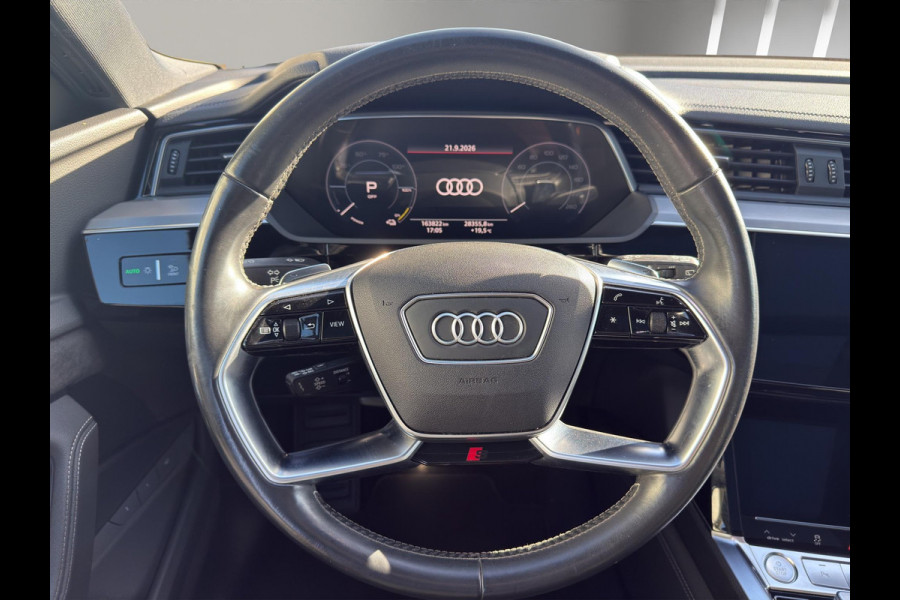 Audi e-tron e-tron 50 quattro Launch edition Black | Pano | S-Line | 22"| Geheugen | 71 KWH | Camera | Nette staat