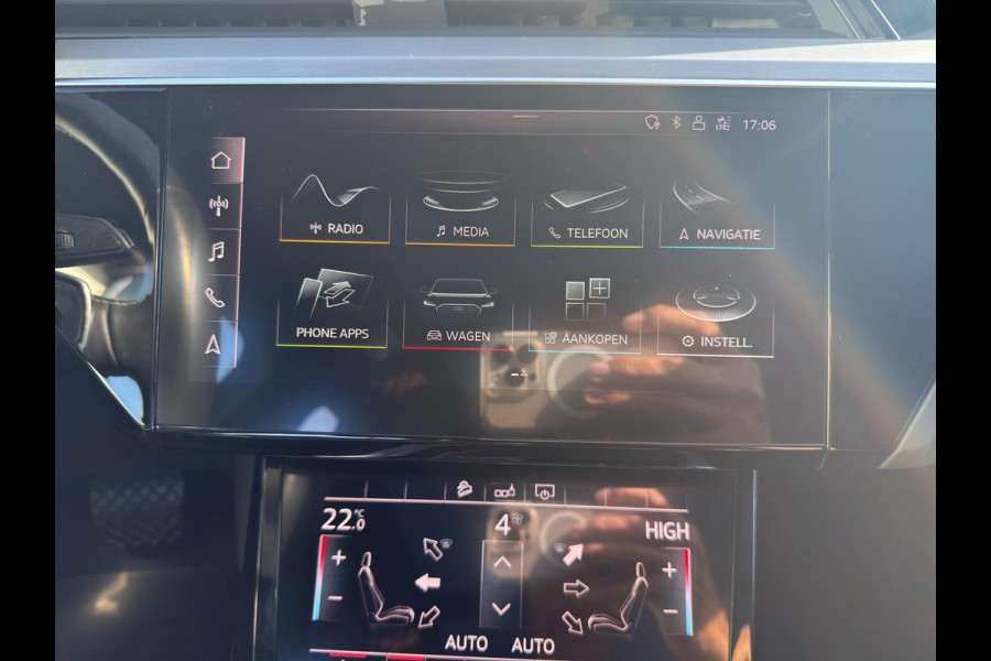 Audi e-tron e-tron 50 quattro Launch edition Black | Pano | S-Line | 22"| Geheugen | 71 KWH | Camera | Nette staat