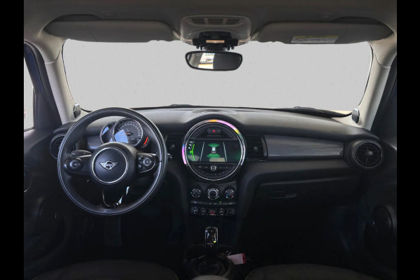 MINI 5-deurs 1.5 Cooper Business Edition(NL-auto, Goed onderh, Carplay, Navi, StoelV, Climate Con, Automaat, PDC V+A, Etc)