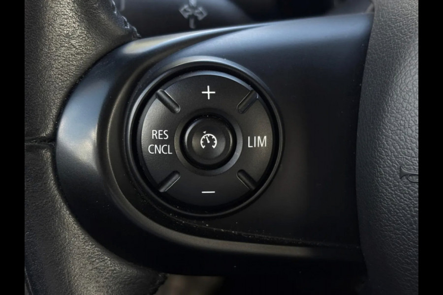 MINI 5-deurs 1.5 Cooper Business Edition(NL-auto, Goed onderh, Carplay, Navi, StoelV, Climate Con, Automaat, PDC V+A, Etc)