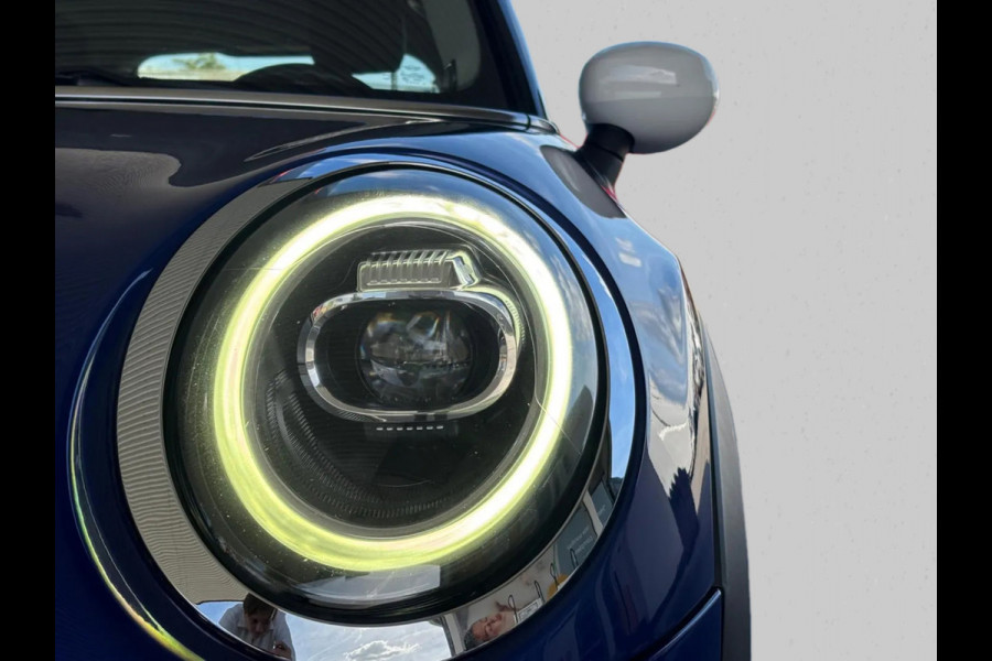 MINI 5-deurs 1.5 Cooper Business Edition(NL-auto, Goed onderh, Carplay, Navi, StoelV, Climate Con, Automaat, PDC V+A, Etc)